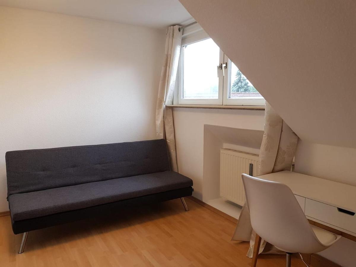 Sonniges Dach-Ferienzimmer Lindau  Bagian luar foto